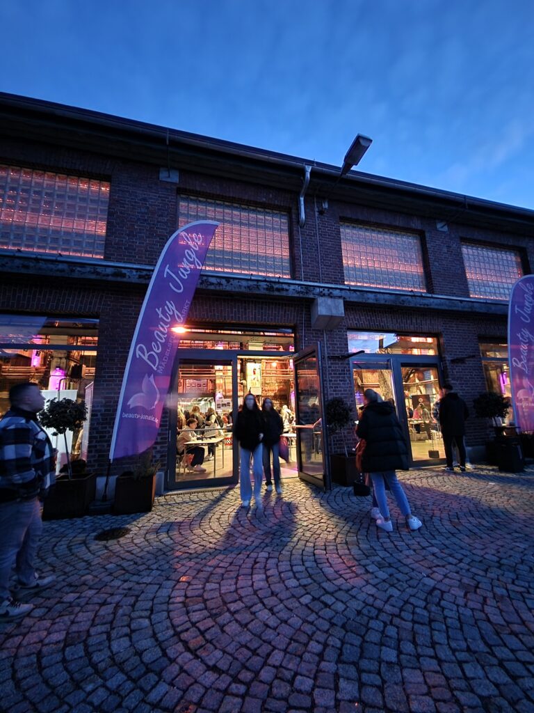 Mädchenflohmarkt Freiburg, Mädelsflohmarkt Freiburg